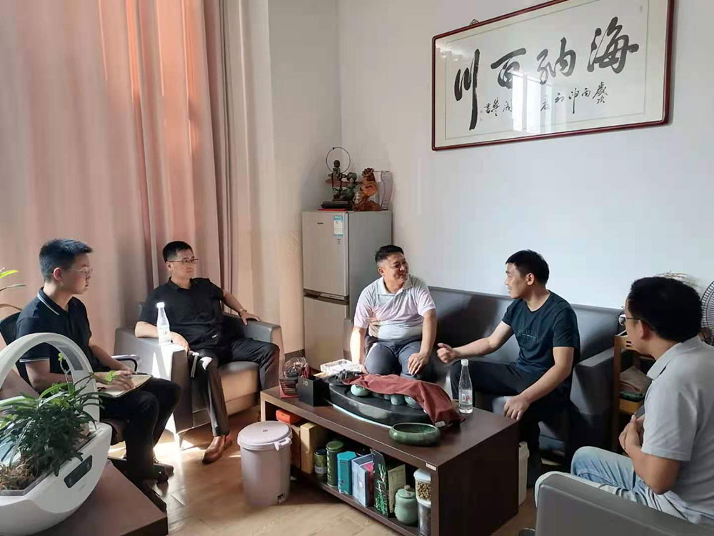 國資運營公司走訪九龍園區(qū)企業(yè)，服務重點項目發(fā)展